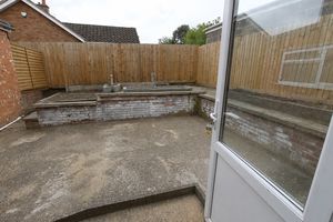Photo 7- click for photo gallery